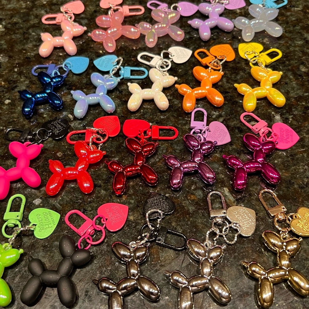 ❌Reserve for @fleurs5❌Dogs Bagcharm/keychain Iridescent Colors Pick 1 - Picture 6 of 15
